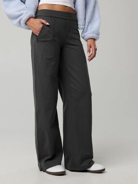 Offline by Aerie The Hugger Trouser Black Wide Leg Pants Women’s M Long Athleisu